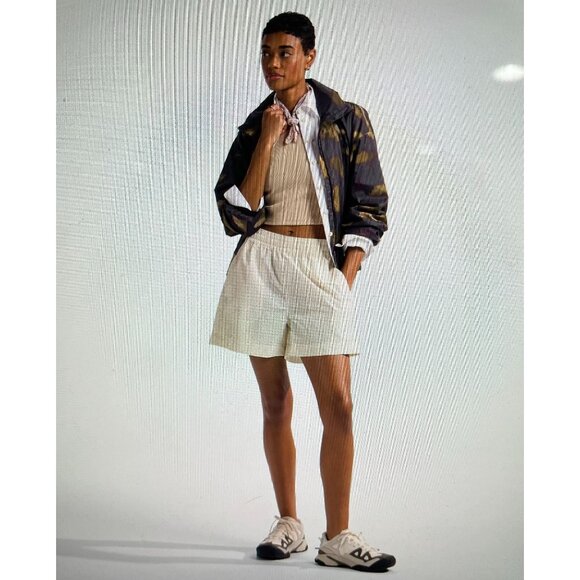 The North Face Womens Elastic Waist Shorts XS Beige